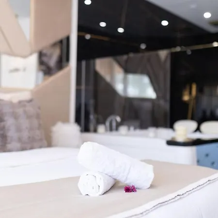 California Romantic With Balneo Apartamento *