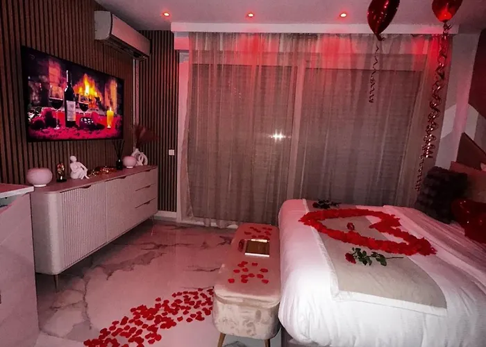 California Romantic With Balneo Apartment *