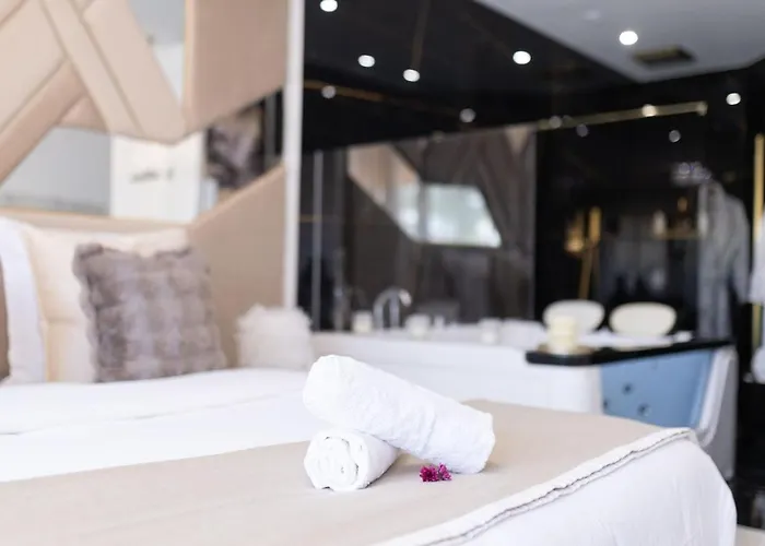 California Romantic With Balneo Apartment *