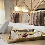 California Romantic With Balneo Appartement *